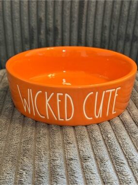 Rae Dunn ‘Wicked Cute’ Orange Ceramic Bowl w/ Etched Pumpkin 🎃 Int- NWT